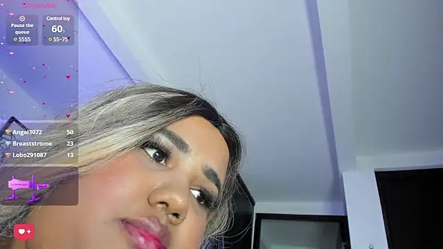 Snapshot of NaomiAsha chatting on 6, 3, 2025 NaomiAsha online show from 6, 3, 2025