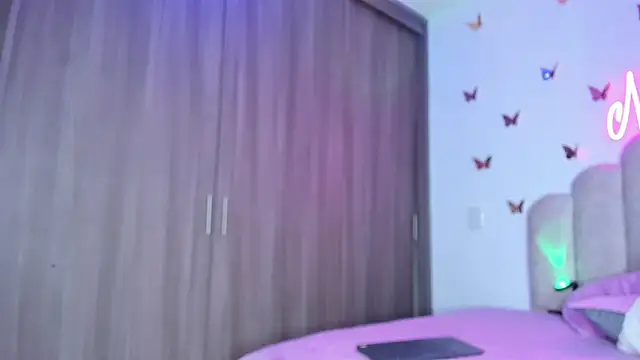 Snapshot of NaomiAsha chatting on 14, 9, 2025 NaomiAsha online show from 14, 9, 2025