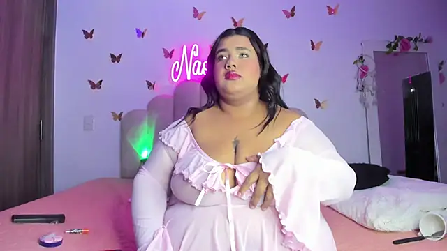 Snapshot of NaomiAsha chatting on 23, 9, 2025 NaomiAsha online show from 23, 9, 2025