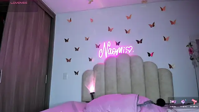Snapshot of NaomiAsha chatting on 7, 10, 2025 NaomiAsha online show from 7, 10, 2025