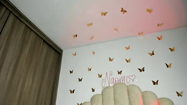 Snapshot of NaomiAsha chatting on 11, 10, 2025 NaomiAsha online show from 11, 10, 2025