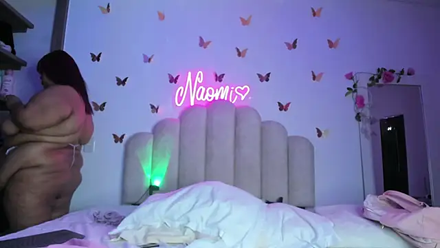 Snapshot of NaomiAsha chatting on 5, 11, 2025 NaomiAsha online show from 5, 11, 2025