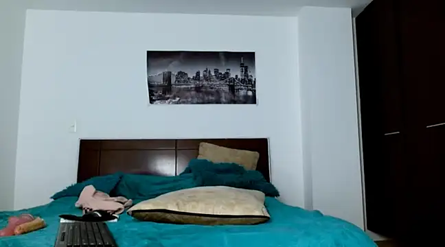 Snapshot of chicafitcaliente chatting on 6, 12, 2024 chicafitcaliente online show from 6, 12, 2024