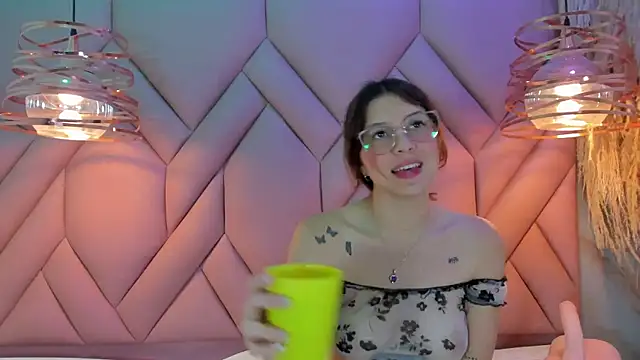 AngelaaCute  online show from 14, 12, 2024