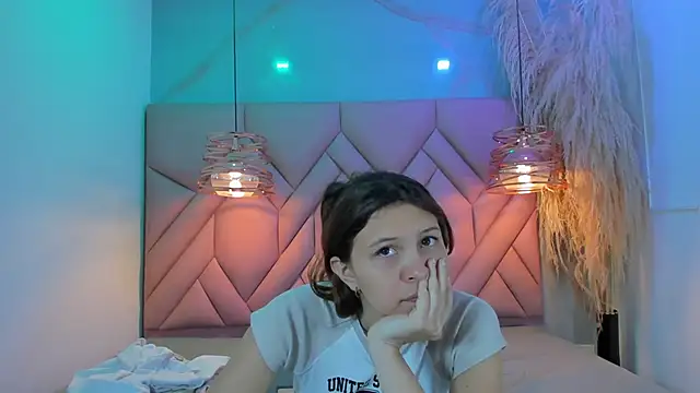 AngelaaCute  online show from 21, 12, 2024