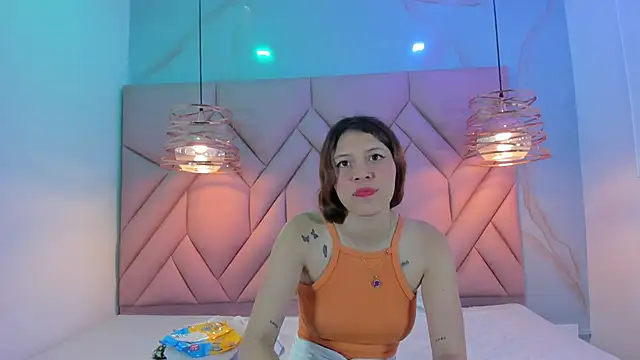 AngelaaCute  online show from 17, 1, 2025