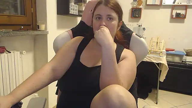 Snapshot of valerysexy chatting on 14, 10, 2025 valerysexy online show from 14, 10, 2025