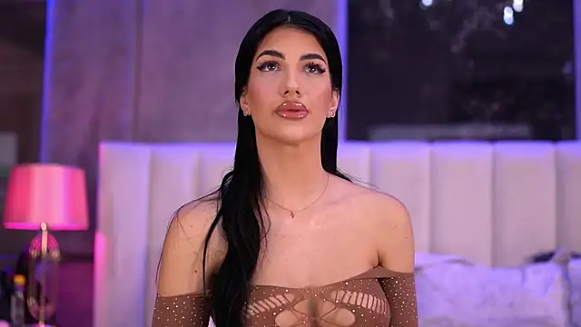 Snapshot of RaisaKali chatting on 3, 11, 2025 RaisaKali online show from 3, 11, 2025