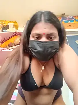 Hotmilfxox online show from 15, 12, 2024