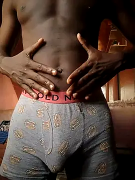 Snapshot of stephbig777 chatting on 8, 11, 2025 stephbig777 online show from 8, 11, 2025