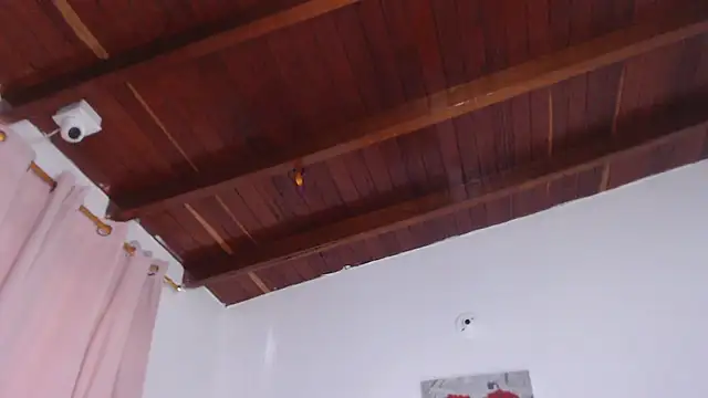 Amara Red online show from 1, 12, 2025