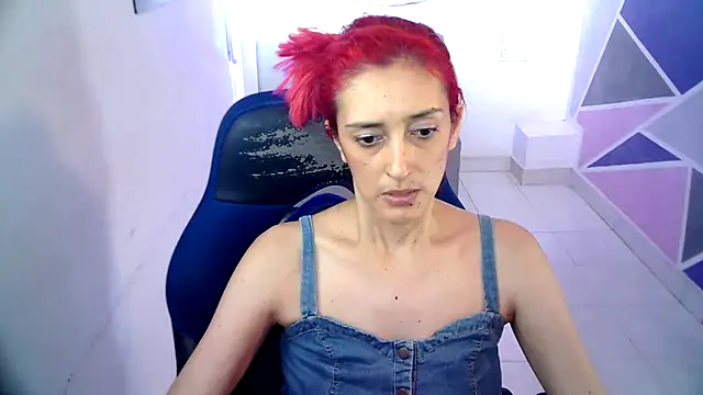 Snapshot of Ruby_Your_Milf chatting on 28, 12, 2024 Ruby Your Milf online show from 28, 12, 2024