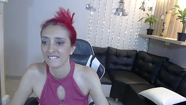 Snapshot of Ruby_Your_Milf chatting on 10, 1, 2025 Ruby Your Milf online show from 10, 1, 2025