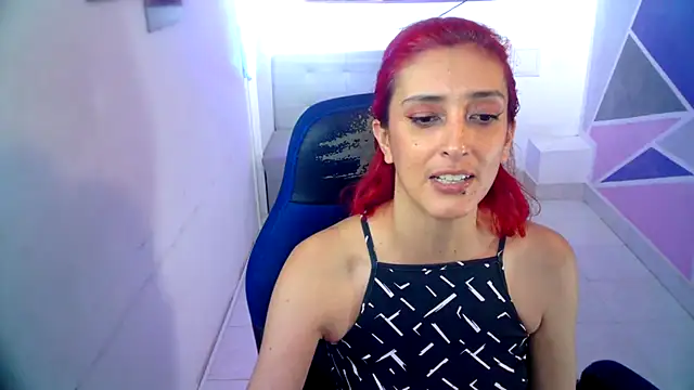 Snapshot of Ruby_Your_Milf chatting on 15, 1, 2025 Ruby Your Milf online show from 15, 1, 2025