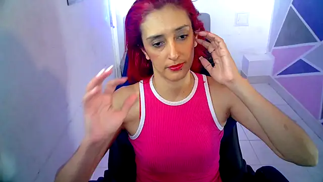 Snapshot of Ruby_Your_Milf chatting on 18, 1, 2025 Ruby Your Milf online show from 18, 1, 2025