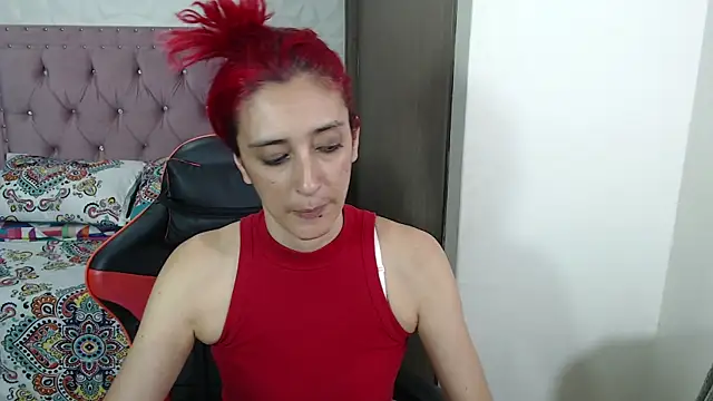 Snapshot of Ruby_Your_Milf chatting on 7, 3, 2025 Ruby Your Milf online show from 7, 3, 2025