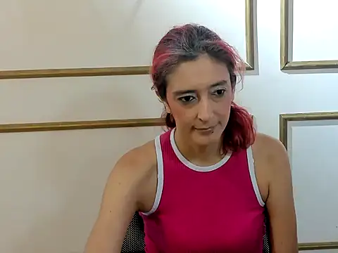 Snapshot of Ruby_Your_Milf chatting on 9, 9, 2025 Ruby Your Milf online show from 9, 9, 2025