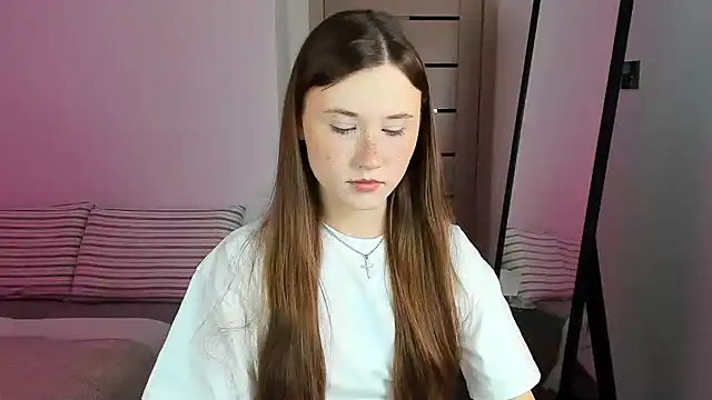 Stella Sunny online show from 9, 10, 2025