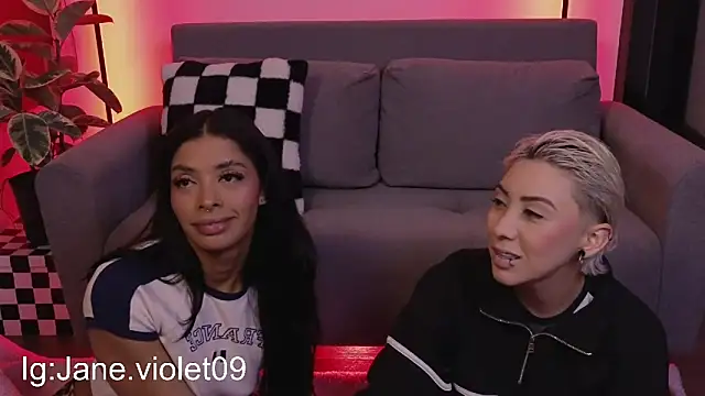 Snapshot of jane_hart_ chatting on 21, 10, 2025 jane hart online show from 21, 10, 2025