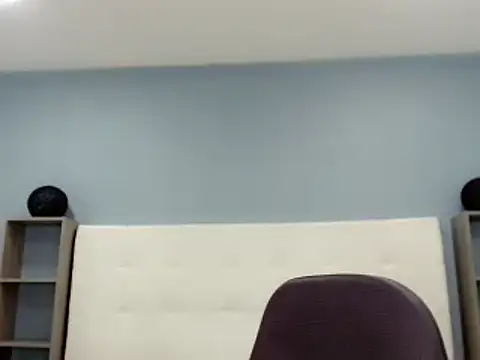 Snapshot of money_Ts_ chatting on 23, 2, 2025 money Ts online show from 23, 2, 2025