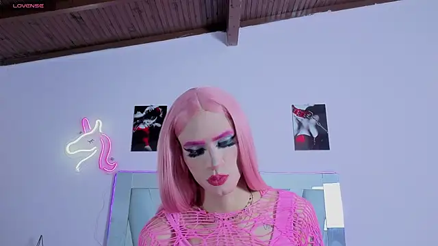 Snapshot of money_Ts_ chatting on 24, 9, 2025 money Ts online show from 24, 9, 2025