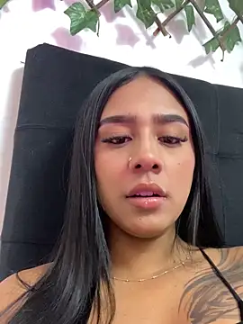 Snapshot of Shaarongp chatting on 11, 11, 2025 Shaarongp online show from 11, 11, 2025