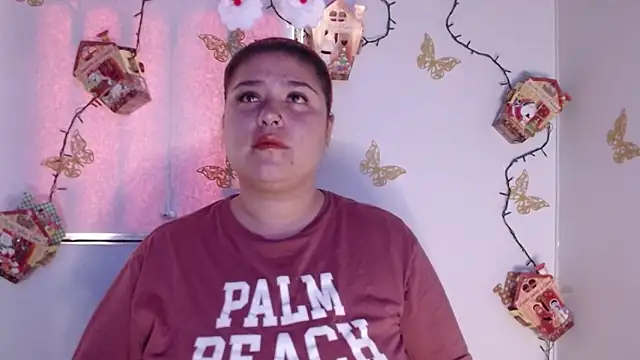 Snapshot of LennaTurnerr chatting on 3, 12, 2024 LennaTurnerr online show from 3, 12, 2024