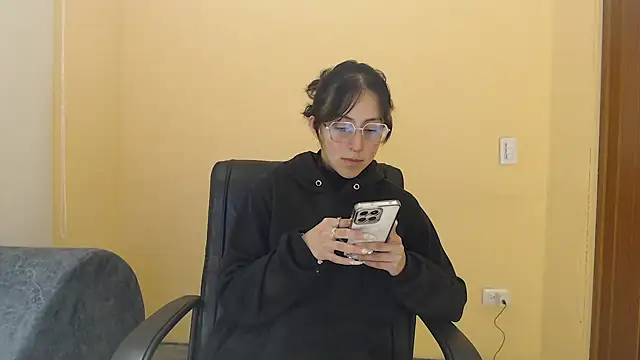 ling ling24 online show from 18, 10, 2025