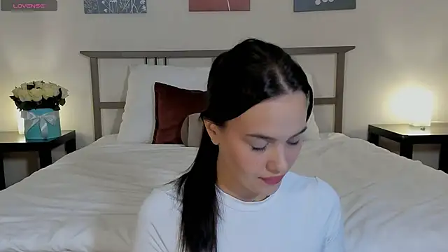  Sweetie  online show from 2, 12, 2025