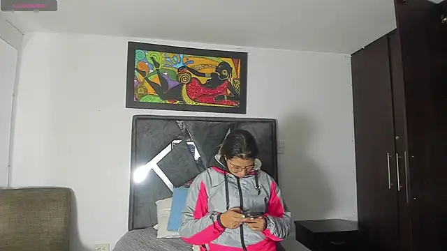 Vahiolet smith online show from 17, 10, 2025