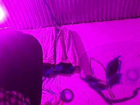 juan69777 online show from 9, 1, 2025