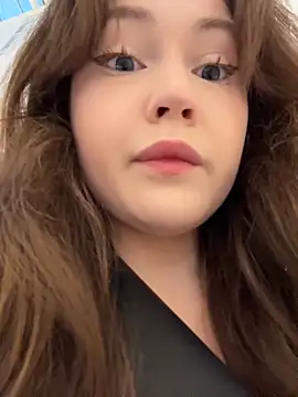 Peachy Dream online show from 31, 10, 2025