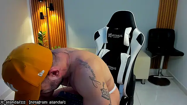 Snapshot of dafboy1 chatting on 28, 1, 2025 dafboy1 online show from 28, 1, 2025