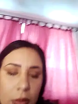 AdelinaJude online show from 22, 2, 2025