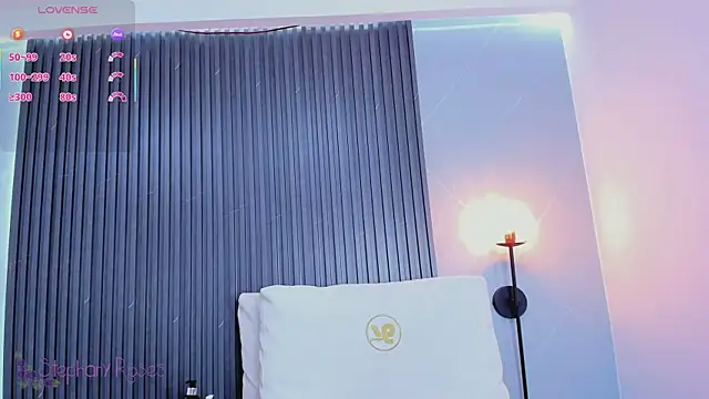 stephany roses  online show from 10, 3, 2025