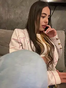 AbyThompson online show from 15, 2, 2025