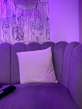 AbyThompson online show from 3, 10, 2025