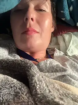 Snapshot of KatieBARBiE98 chatting on 2, 12, 2024 KatieBARBiE98 online show from 2, 12, 2024