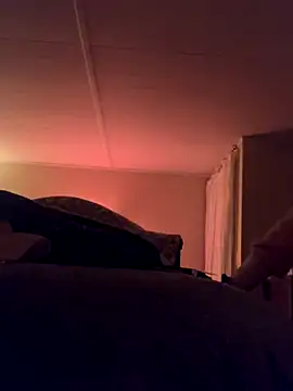 Snapshot of KatieBARBiE98 chatting on 4, 12, 2024 KatieBARBiE98 online show from 4, 12, 2024