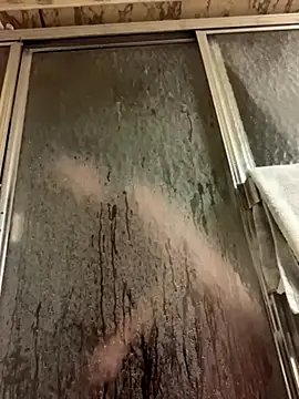 Snapshot of KatieBARBiE98 chatting on 1, 11, 2025 KatieBARBiE98 online show from 1, 11, 2025