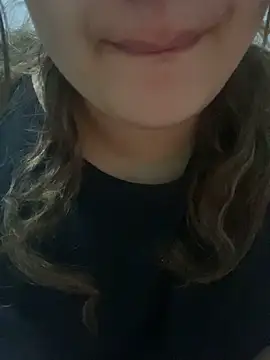 yassminsexy22 online show from 8, 3, 2026