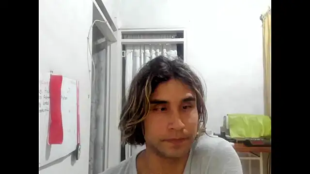 Snapshot of SophiaLevis chatting on 19, 1, 2025 SophiaLevis online show from 19, 1, 2025