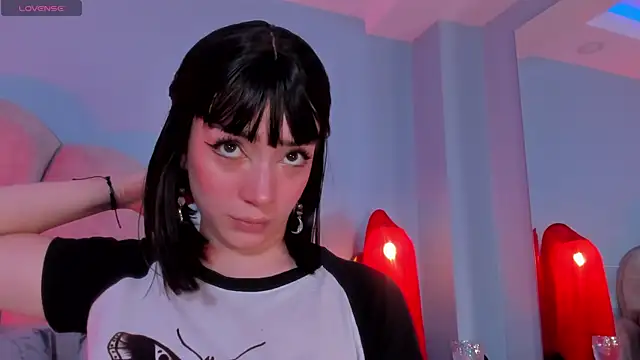 Snapshot of sweeet_peach chatting on 14, 10, 2025 sweeet peach online show from 14, 10, 2025