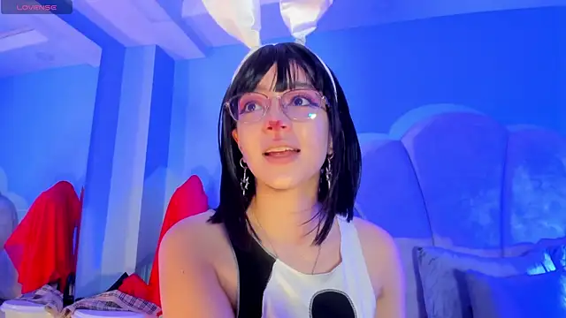 Snapshot of sweeet_peach chatting on 24, 10, 2025 sweeet peach online show from 24, 10, 2025