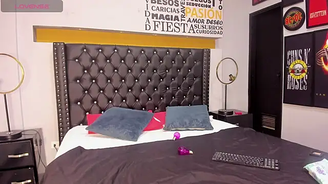 MADISSONLOVE  online show from 4, 1, 2025