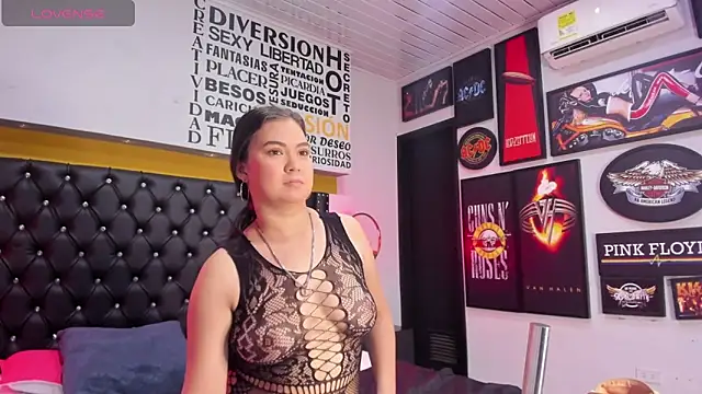 MADISSONLOVE  online show from 5, 1, 2025