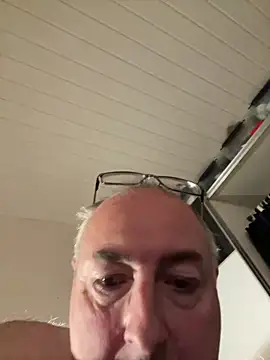 Snapshot of Ronaldo50_DK chatting on 11, 10, 2025 Ronaldo50 DK online show from 11, 10, 2025