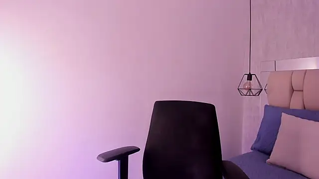 Snapshot of Roxie-Summers11 chatting on 16, 1, 2025 Roxie-Summers11 online show from 16, 1, 2025