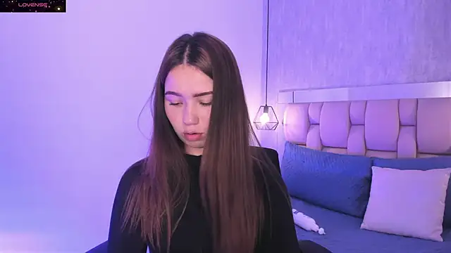 Snapshot of Roxie-Summers11 chatting on 9, 2, 2025 Roxie-Summers11 online show from 9, 2, 2025