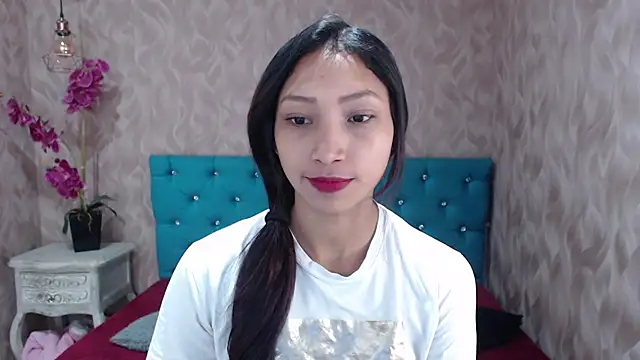 MadelineDoll online show from 18, 1, 2025